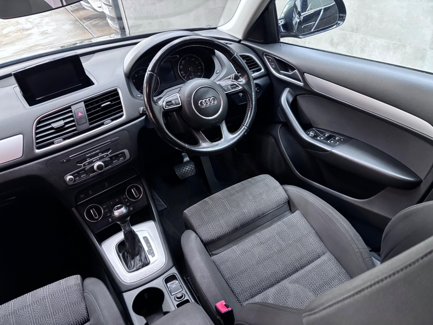 Used Audi Q3 2017 for sale - 76527864: Photo 20