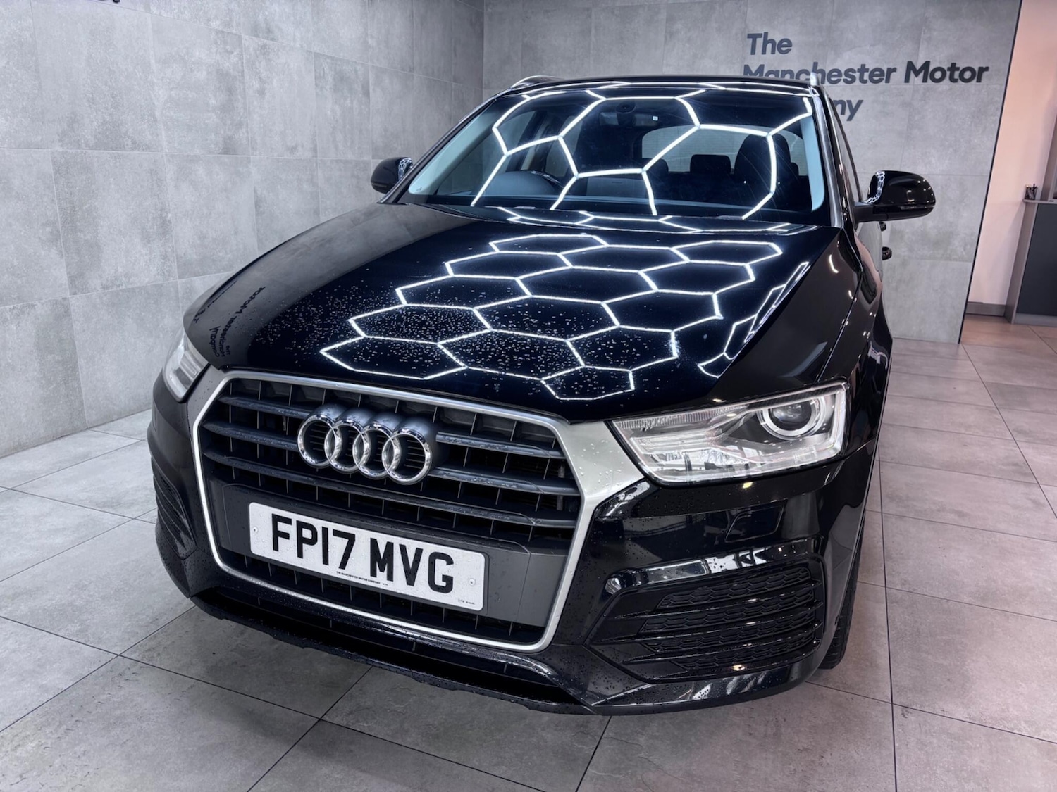 Used Audi Q3 2017 for sale - 76527864: Photo 3