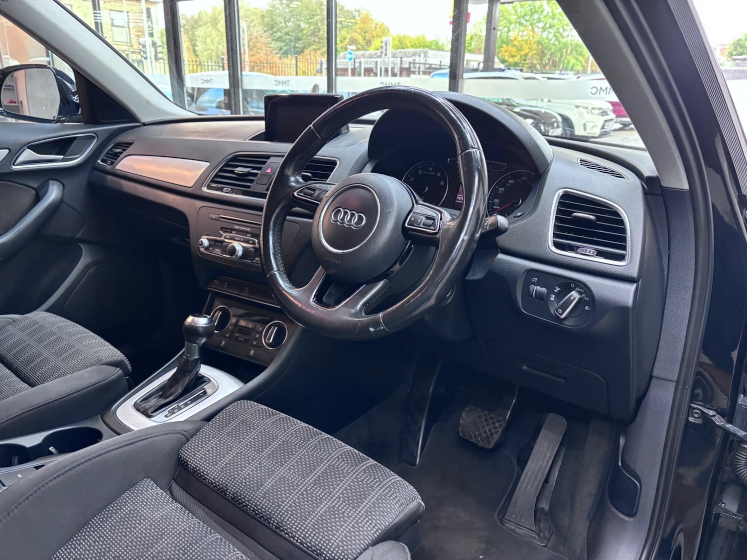 Used Audi Q3 2017 for sale - 76527864: Photo 63