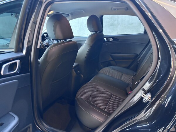 Used Kia XCeed 2022 for sale - 76239581: Photo 36