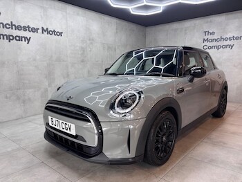 MINI Hatch feature image