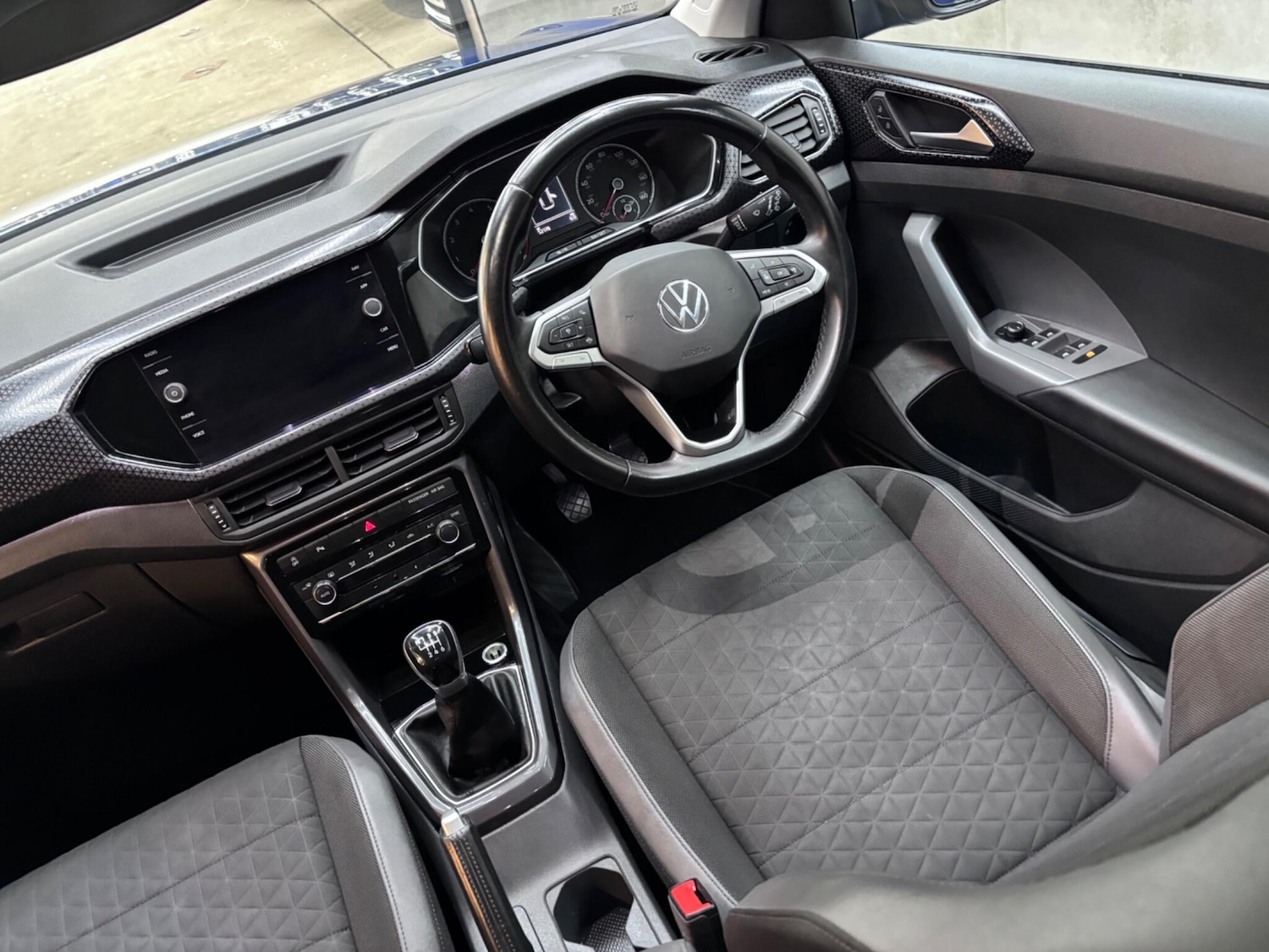 Used Volkswagen T-Cross 2021 for sale - 76457659: Photo 37