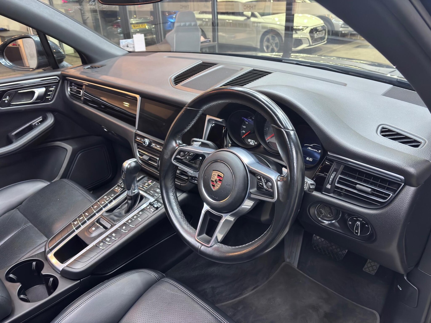 Used Porsche Macan 2019 for sale - 76715442: Photo 20
