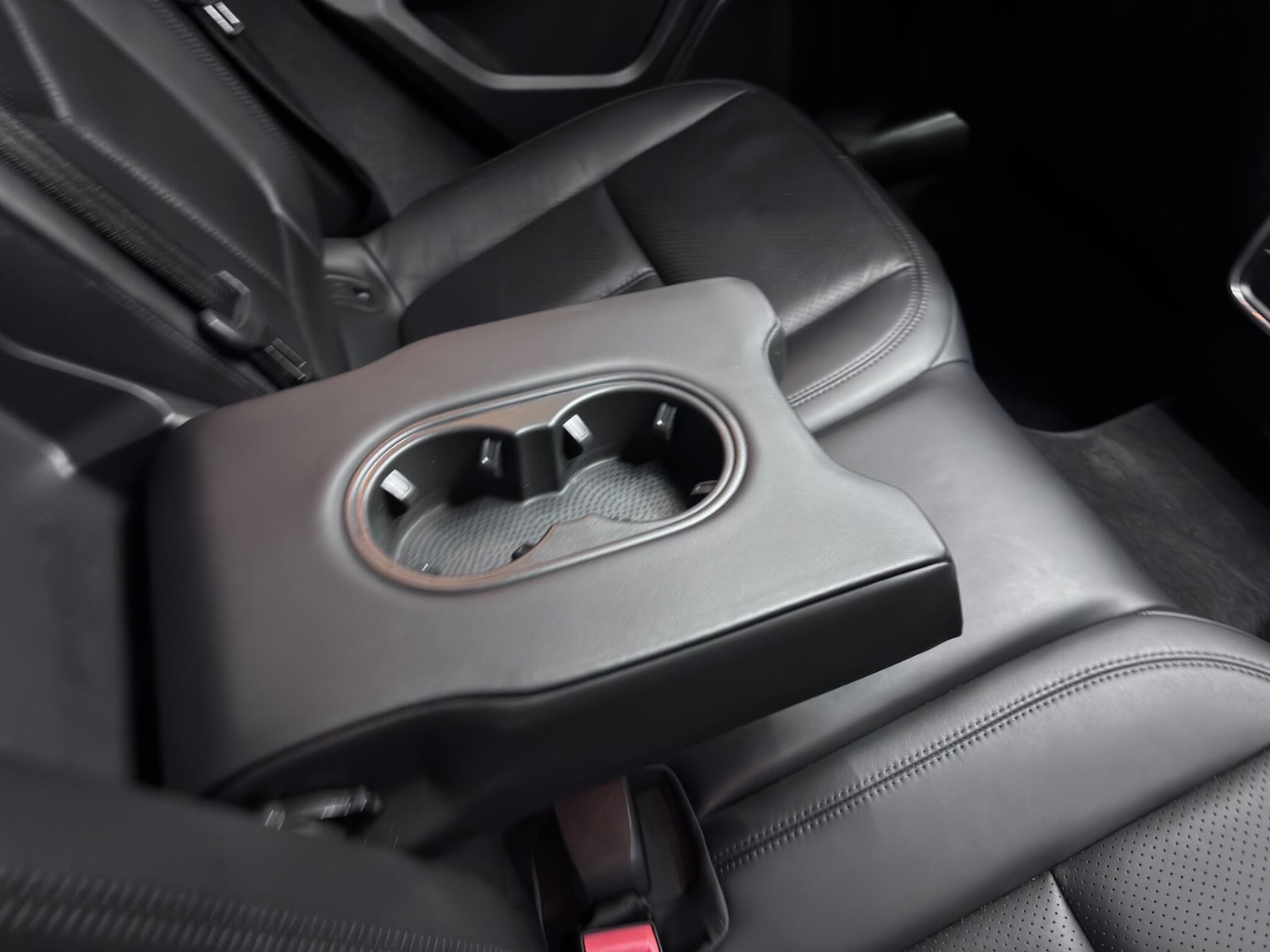 Used Porsche Macan 2019 for sale - 76715442: Photo 33