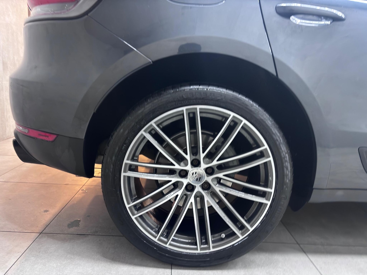 Used Porsche Macan 2019 for sale - 76715442: Photo 46