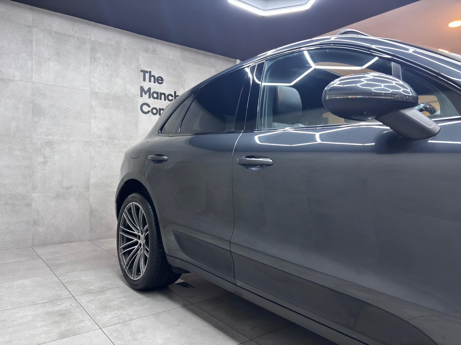 Used Porsche Macan 2019 for sale - 76715442: Photo 64