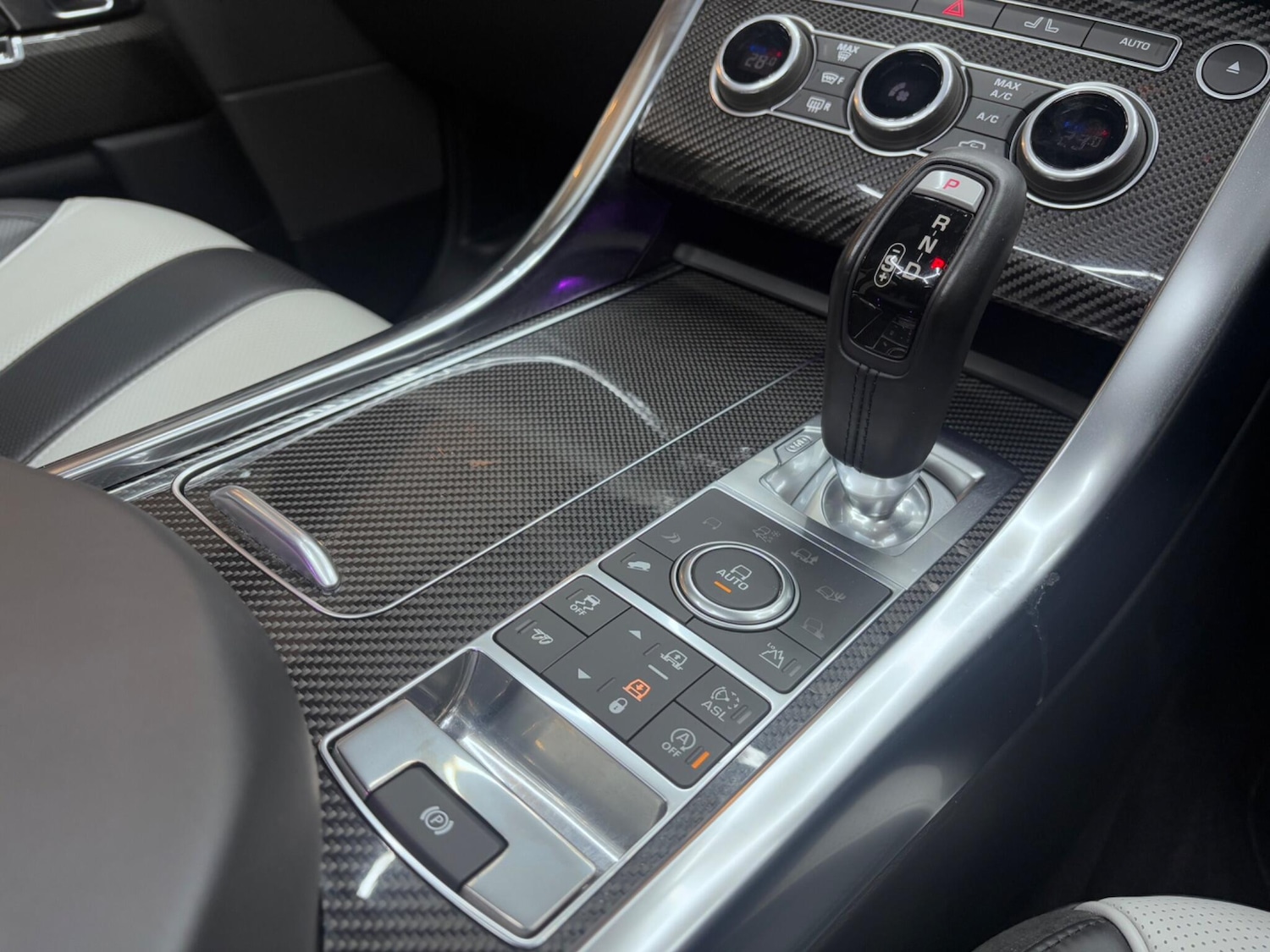 Used Land Rover Range Rover Sport 2016 for sale - 76537635: Photo 43