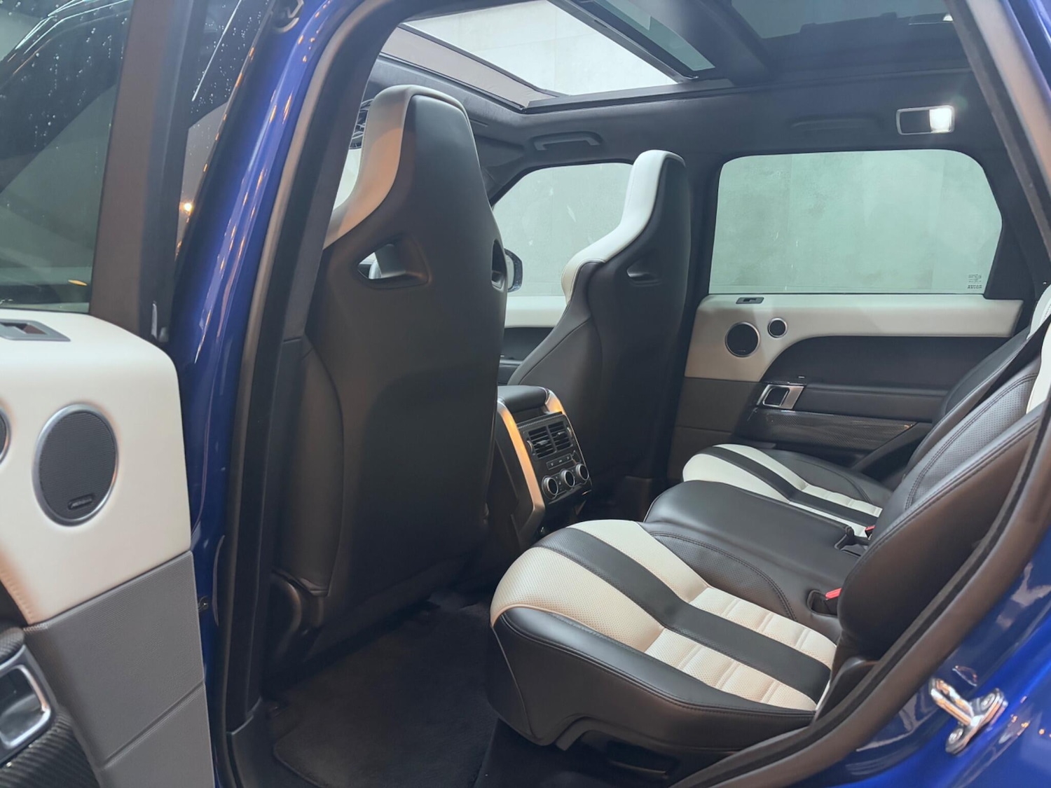 Used Land Rover Range Rover Sport 2016 for sale - 76537635: Photo 70