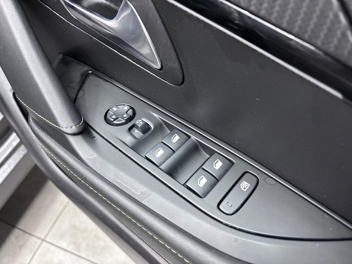 Used Peugeot 208 2023 for sale - 77469300: Photo 69