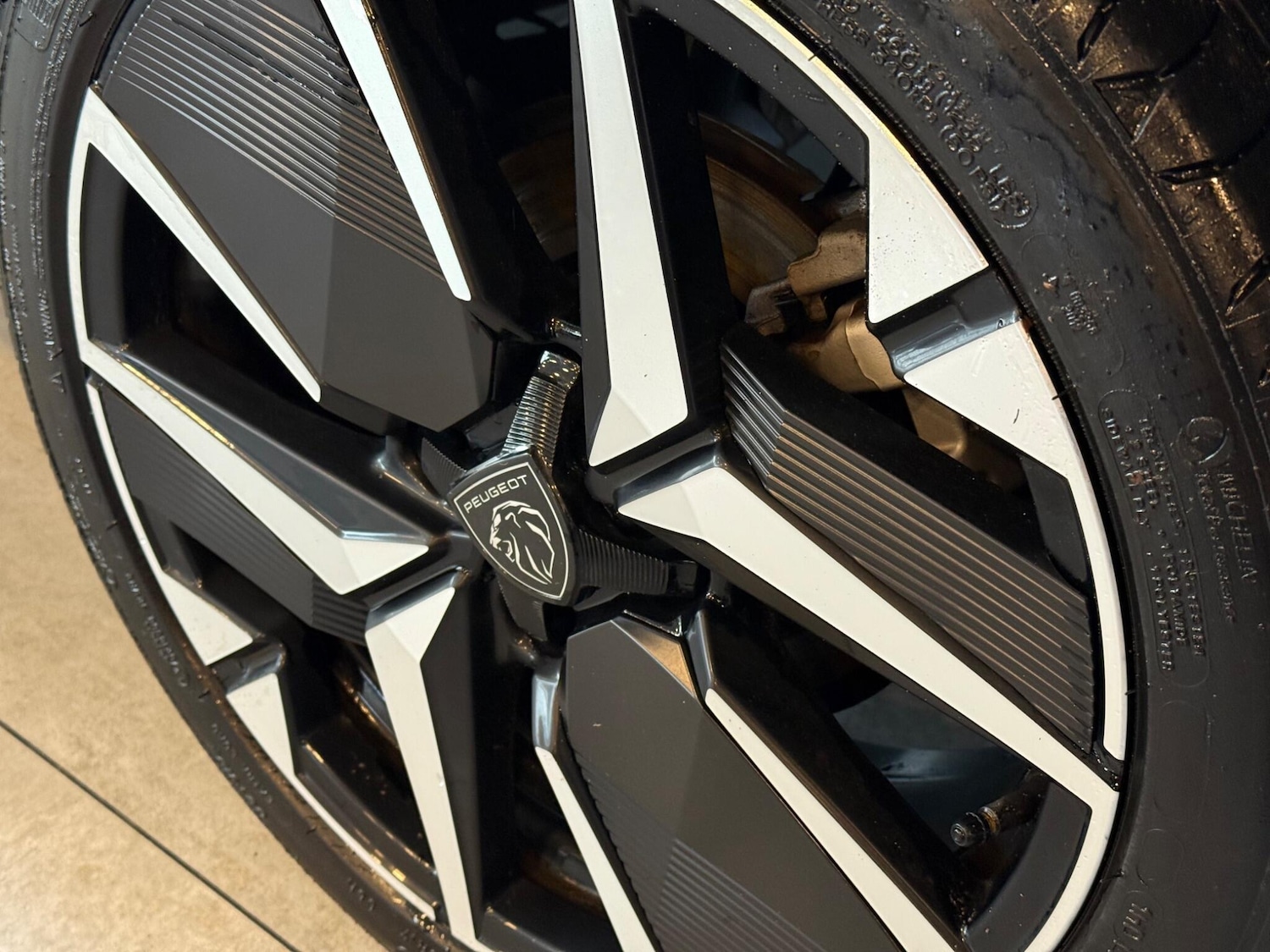 Used Peugeot 208 2024 for sale - 76965263: Photo 31