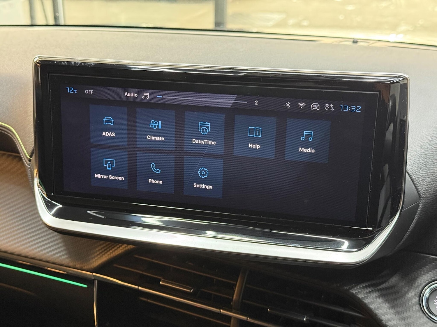 Used Peugeot 208 2024 for sale - 76965263: Photo 39