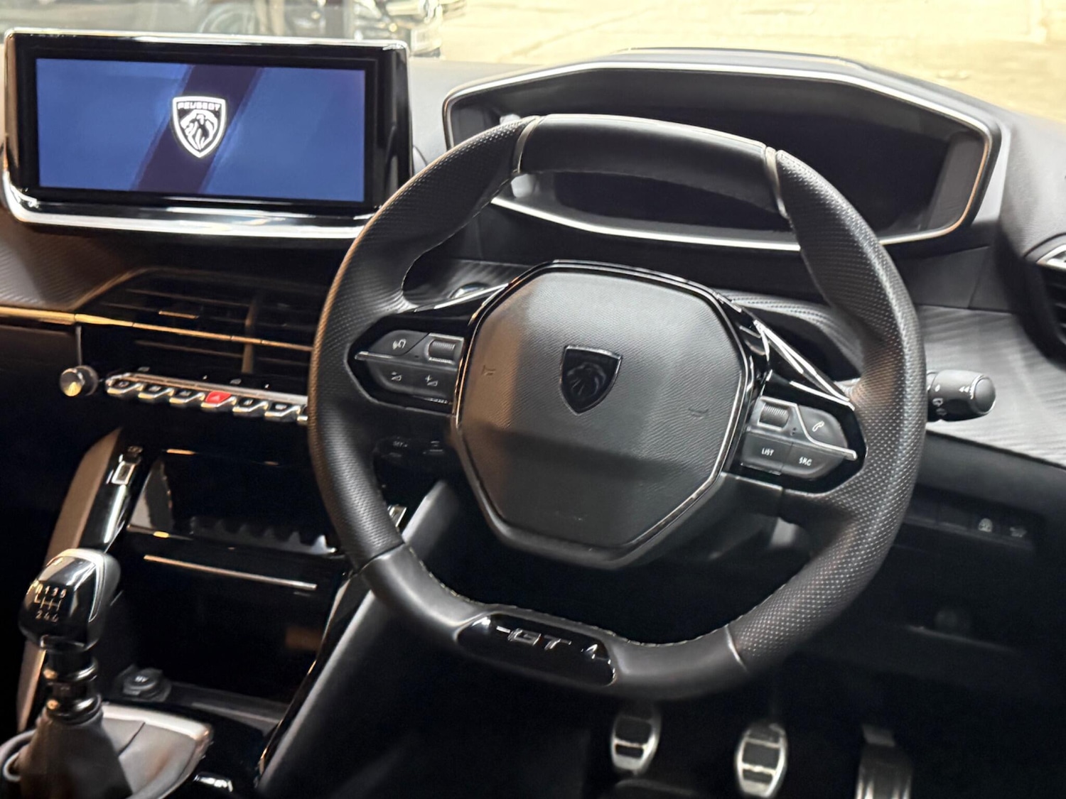 Used Peugeot 208 2024 for sale - 76965263: Photo 44