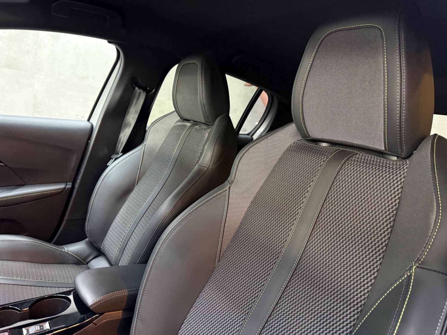 Used Peugeot 208 2024 for sale - 76965263: Photo 46