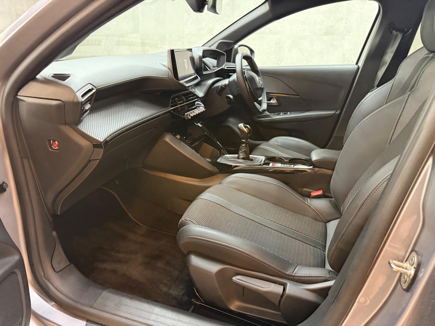 Used Peugeot 208 2024 for sale - 76965263: Photo 48