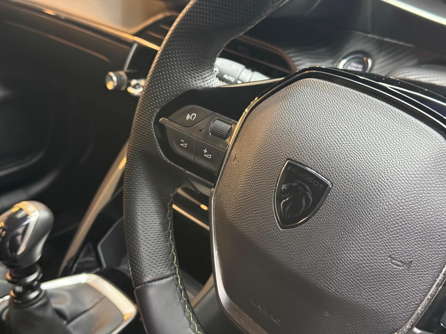 Used Peugeot 208 2024 for sale - 76965263: Photo 57