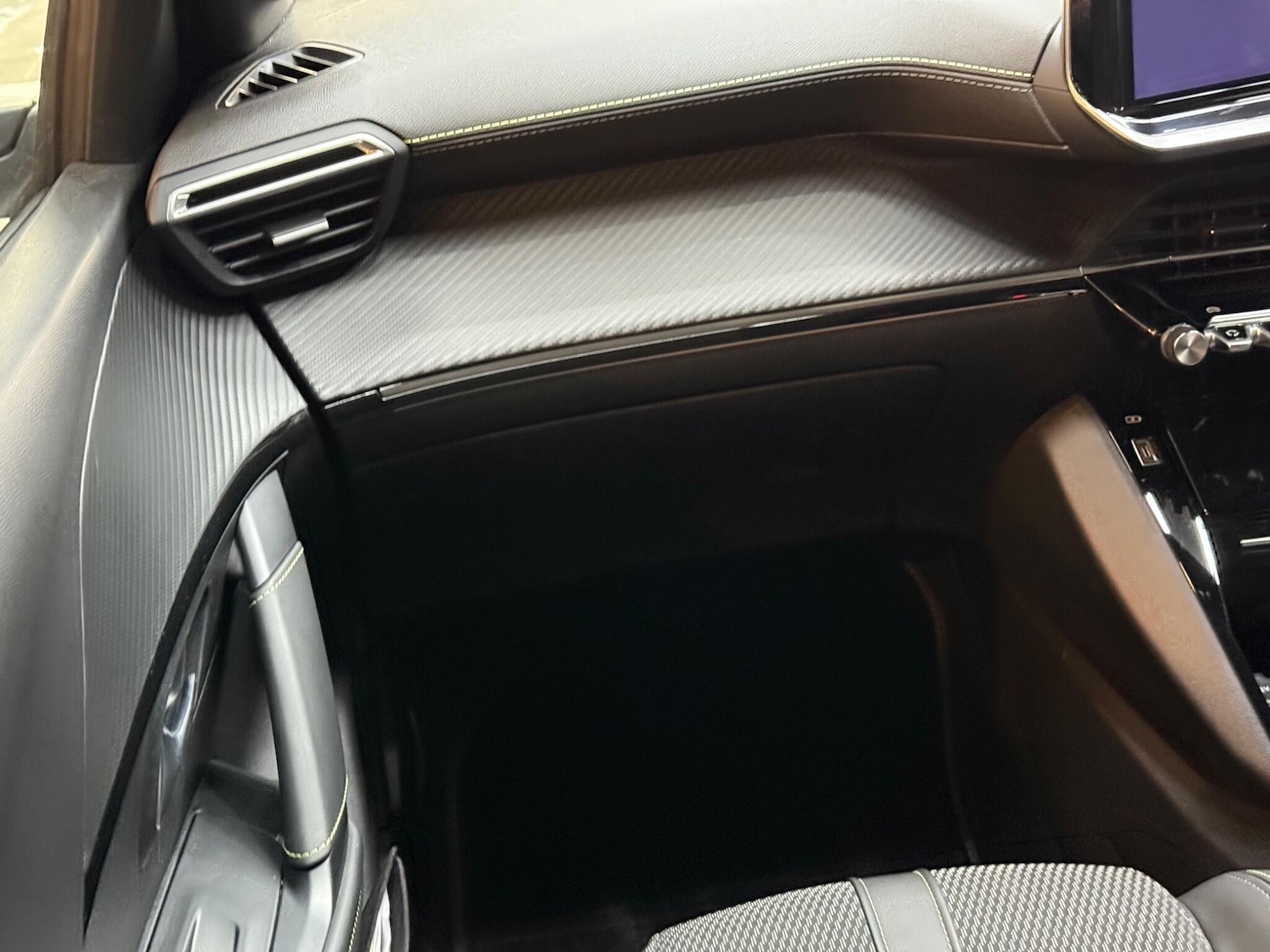 Used Peugeot 208 2024 for sale - 76965263: Photo 61