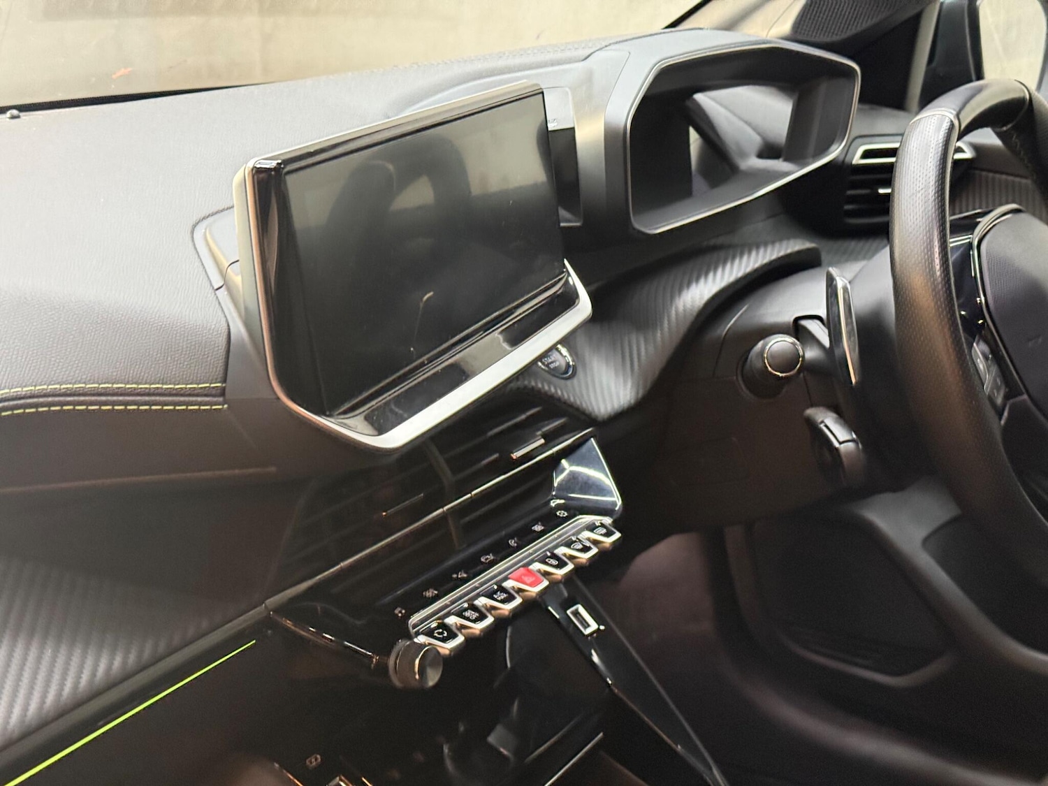 Used Peugeot 208 2023 for sale - 76926240: Photo 12