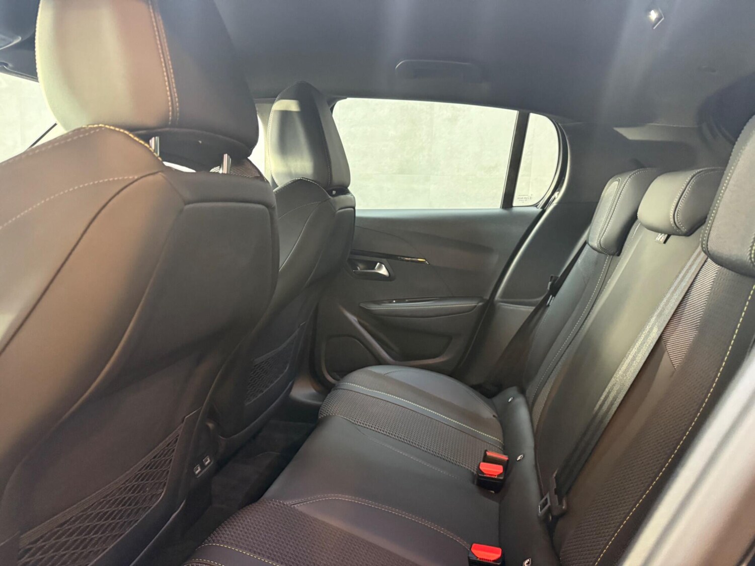 Used Peugeot 208 2023 for sale - 76926240: Photo 17