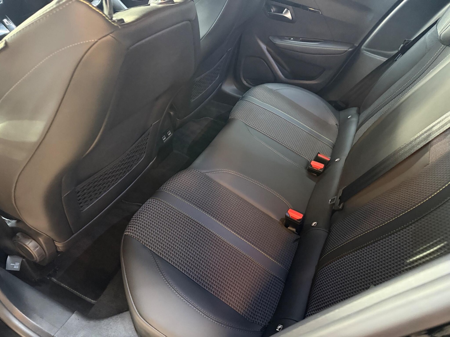 Used Peugeot 208 2023 for sale - 76926240: Photo 18