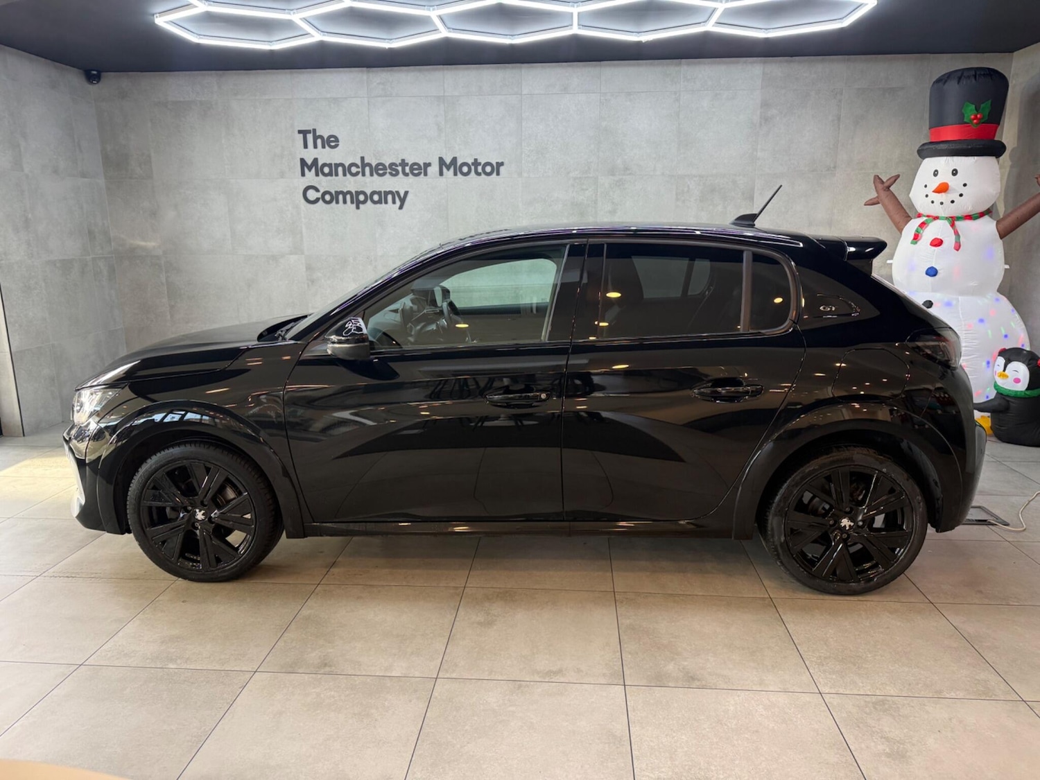 Used Peugeot 208 2023 for sale - 76926240: Photo 2