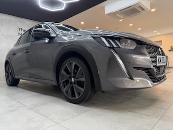 Used Peugeot 208 2023 for sale - 77524489: Photo