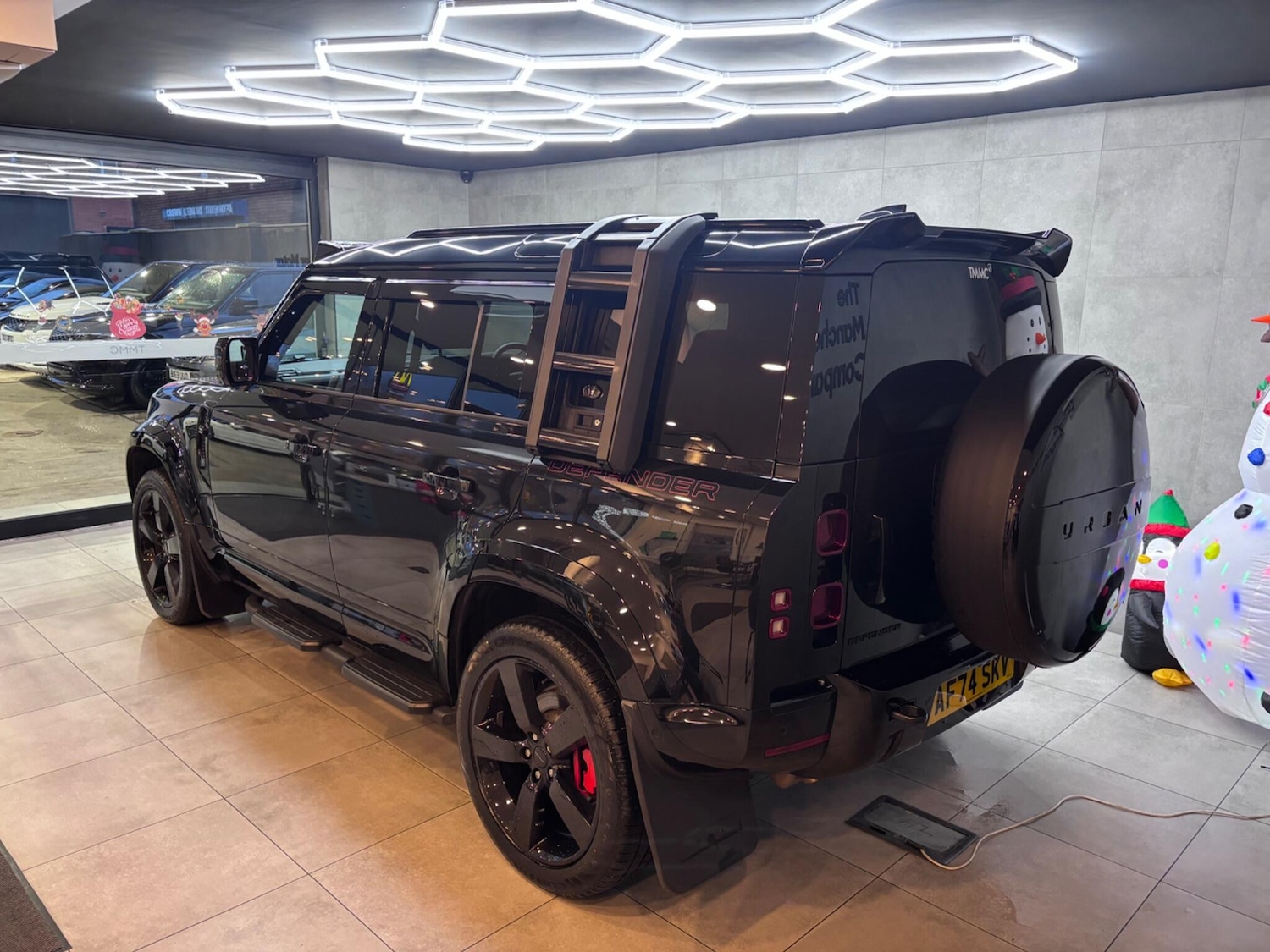 Used Land Rover Defender 2024 for sale - 76886483: Photo 11