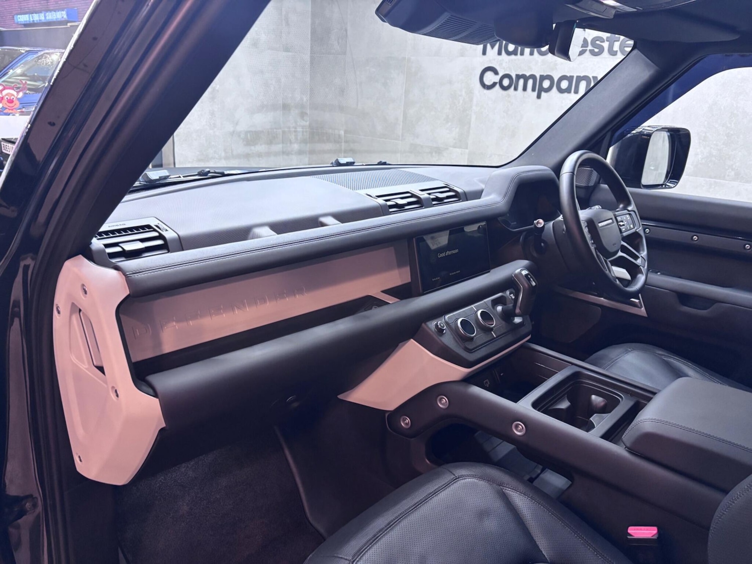 Used Land Rover Defender 2024 for sale - 76886483: Photo 15