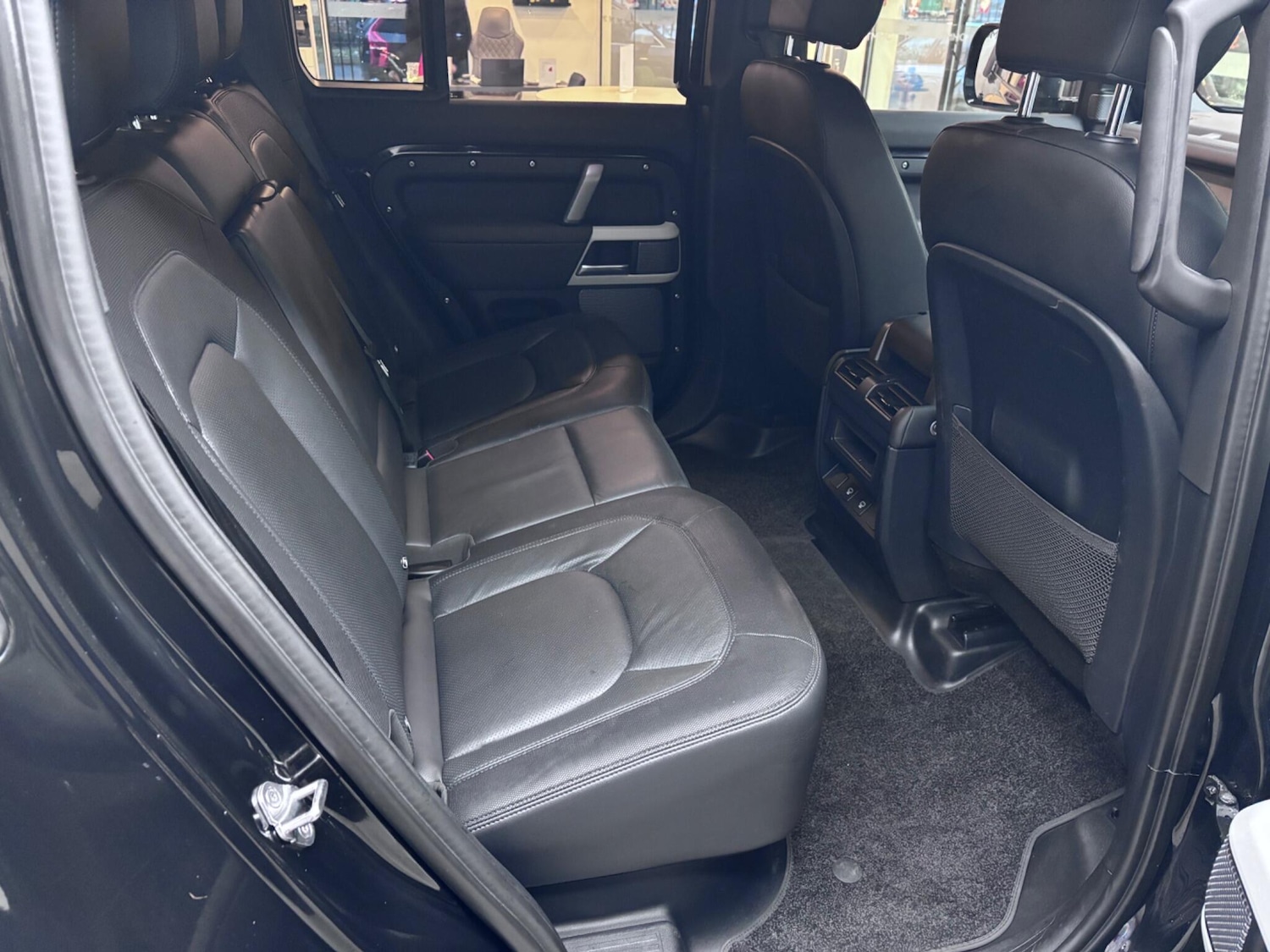 Used Land Rover Defender 2024 for sale - 76886483: Photo 29