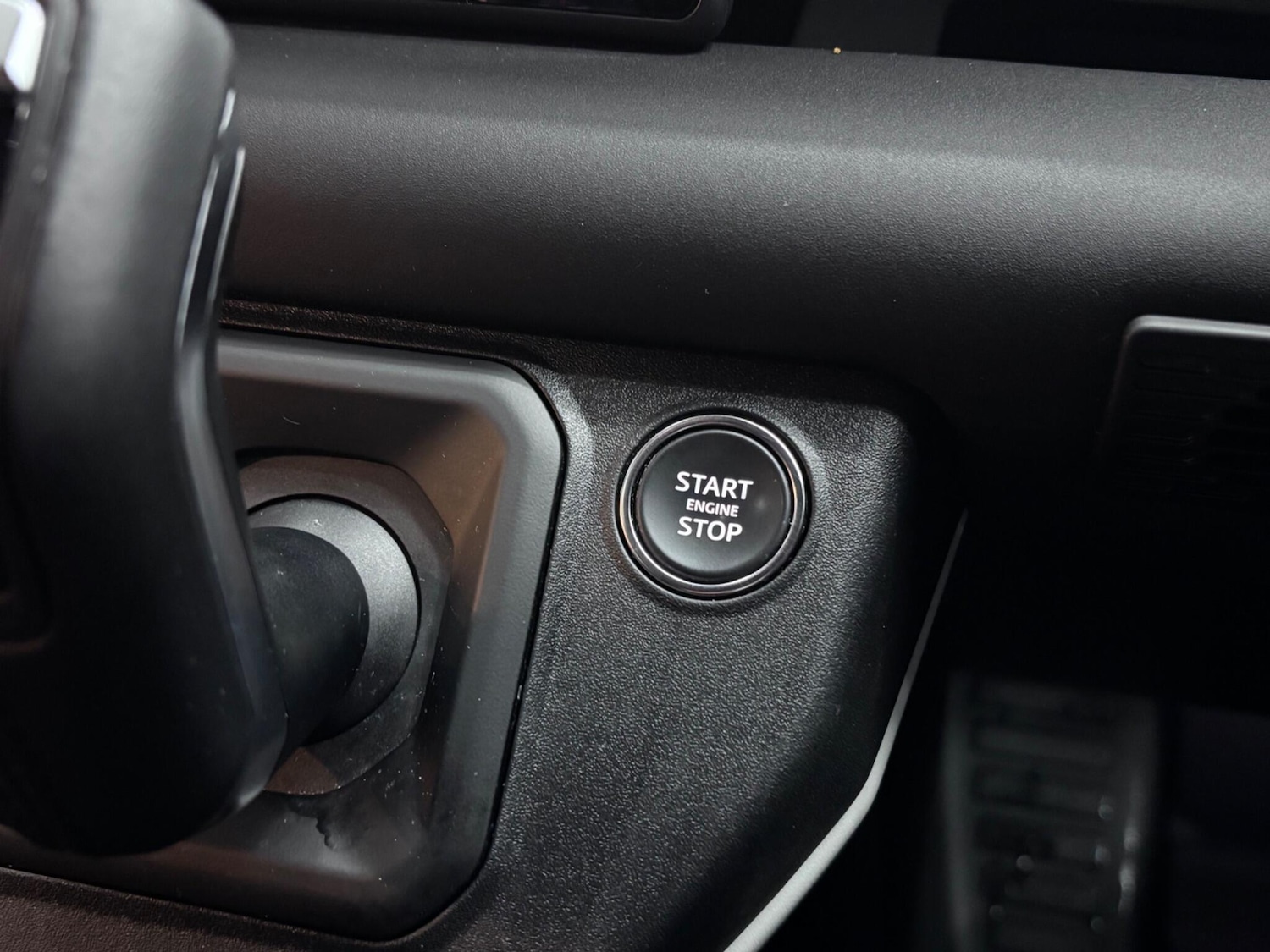 Used Land Rover Defender 2024 for sale - 76886483: Photo 37