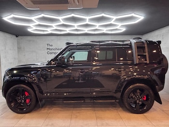 Used Land Rover Defender 2024 for sale - 76886483: Photo