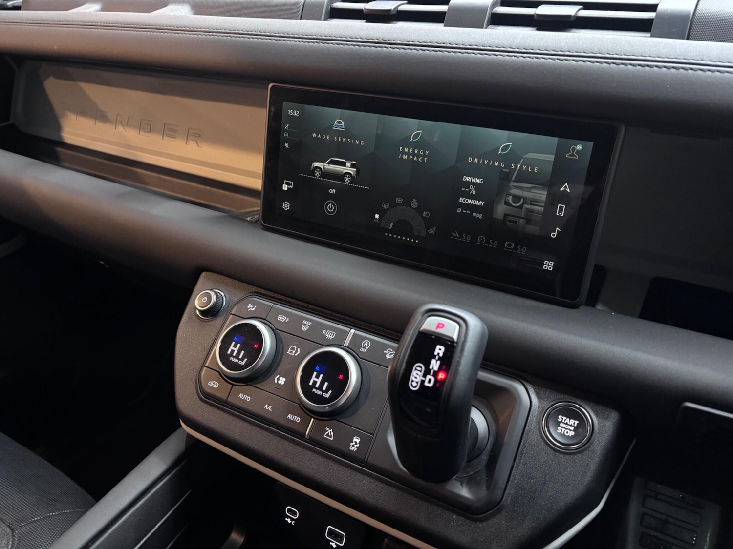 Used Land Rover Defender 2024 for sale - 76886483: Photo 44