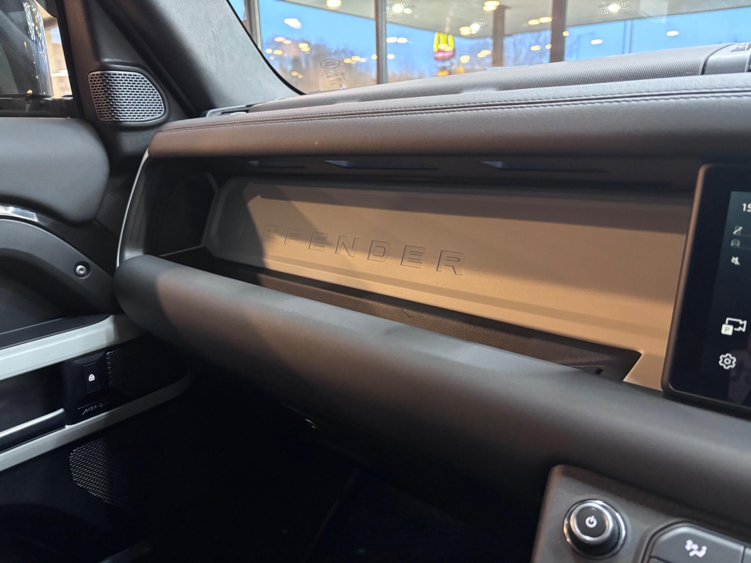 Used Land Rover Defender 2024 for sale - 76886483: Photo 47