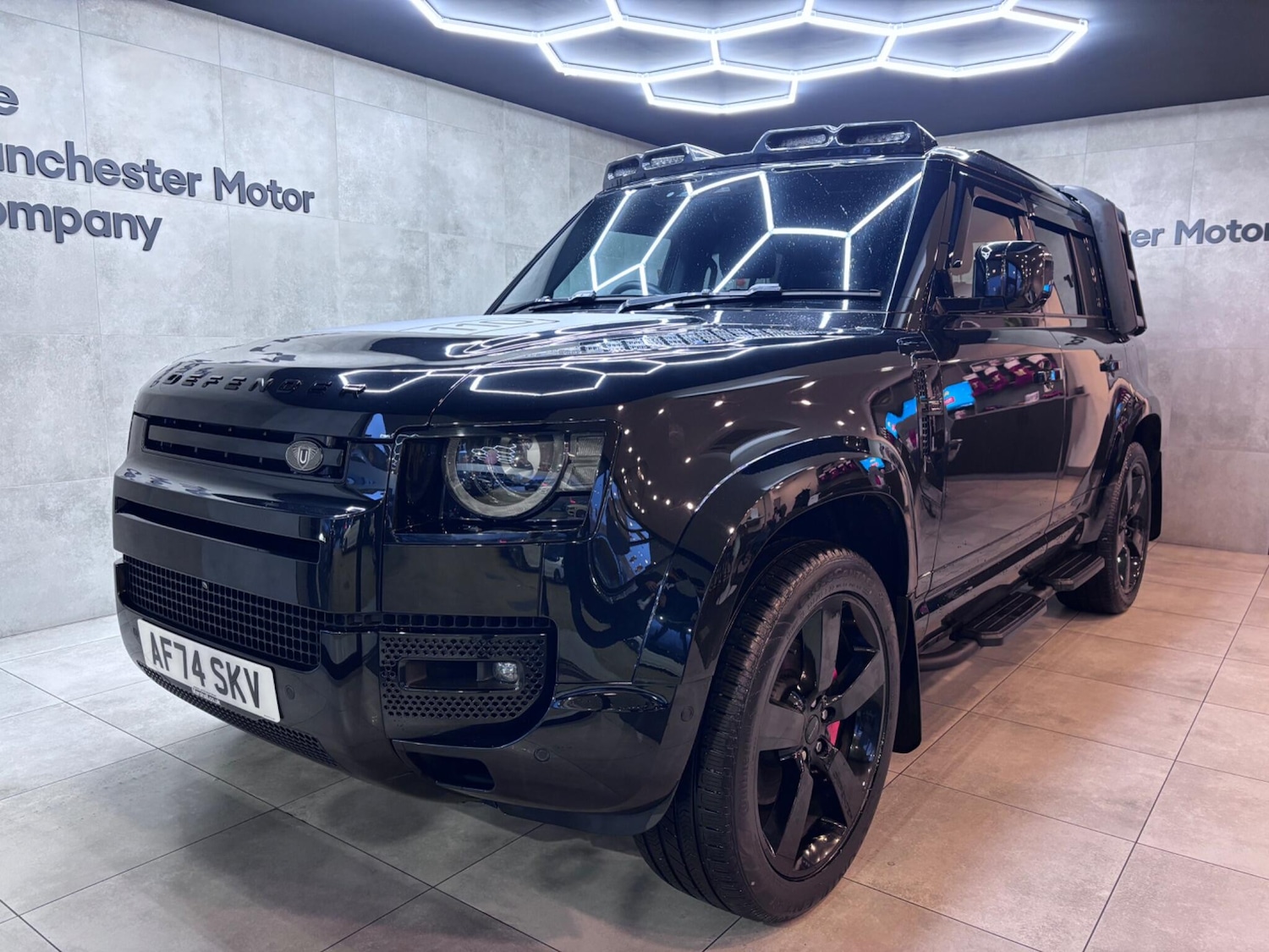 Used Land Rover Defender 2024 for sale - 76886483: Photo 5