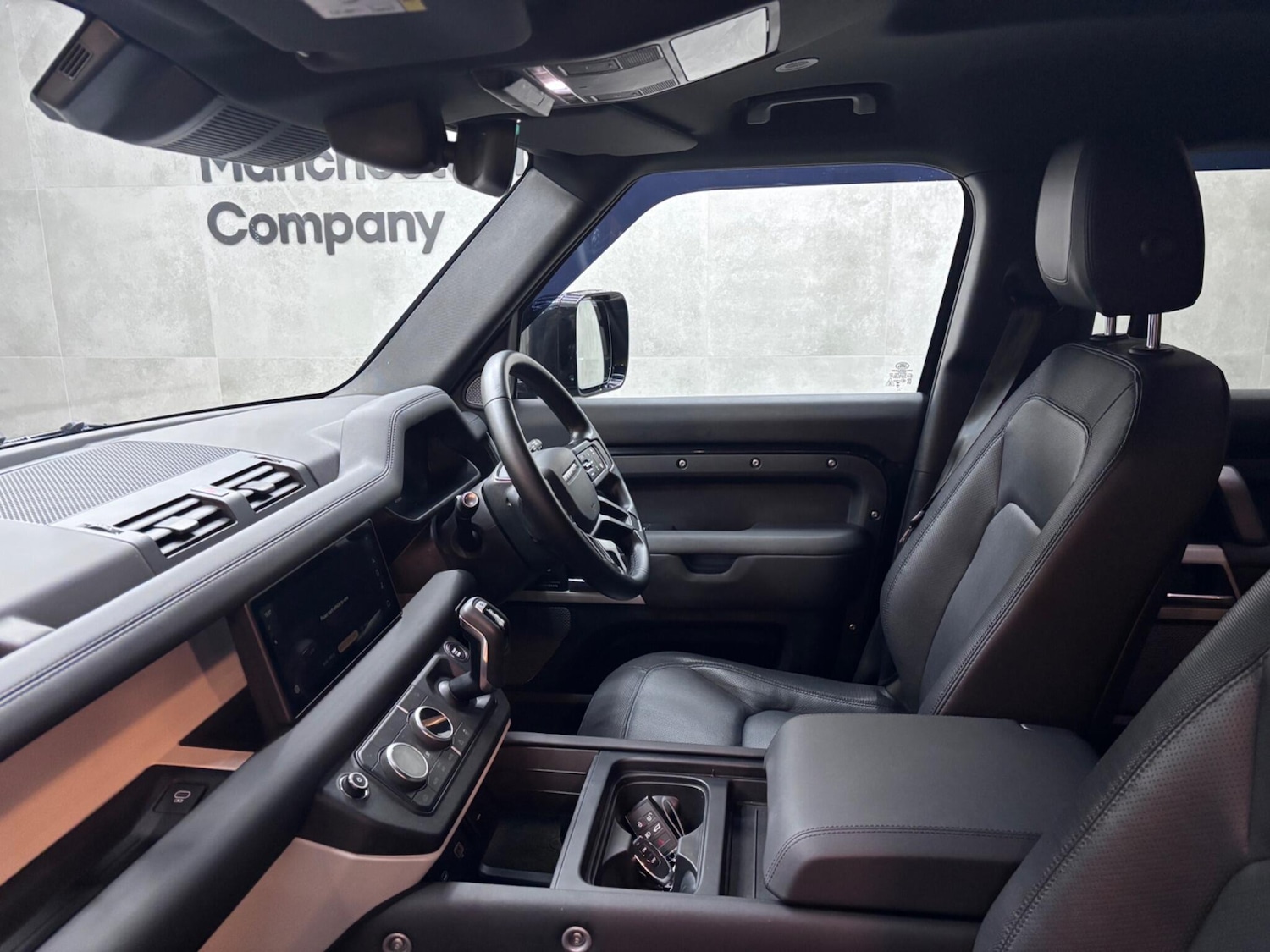 Used Land Rover Defender 2024 for sale - 76886483: Photo 56