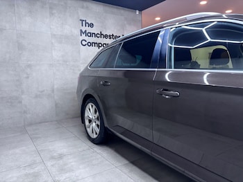 Used Skoda Superb 2016 for sale - 77190382: Photo