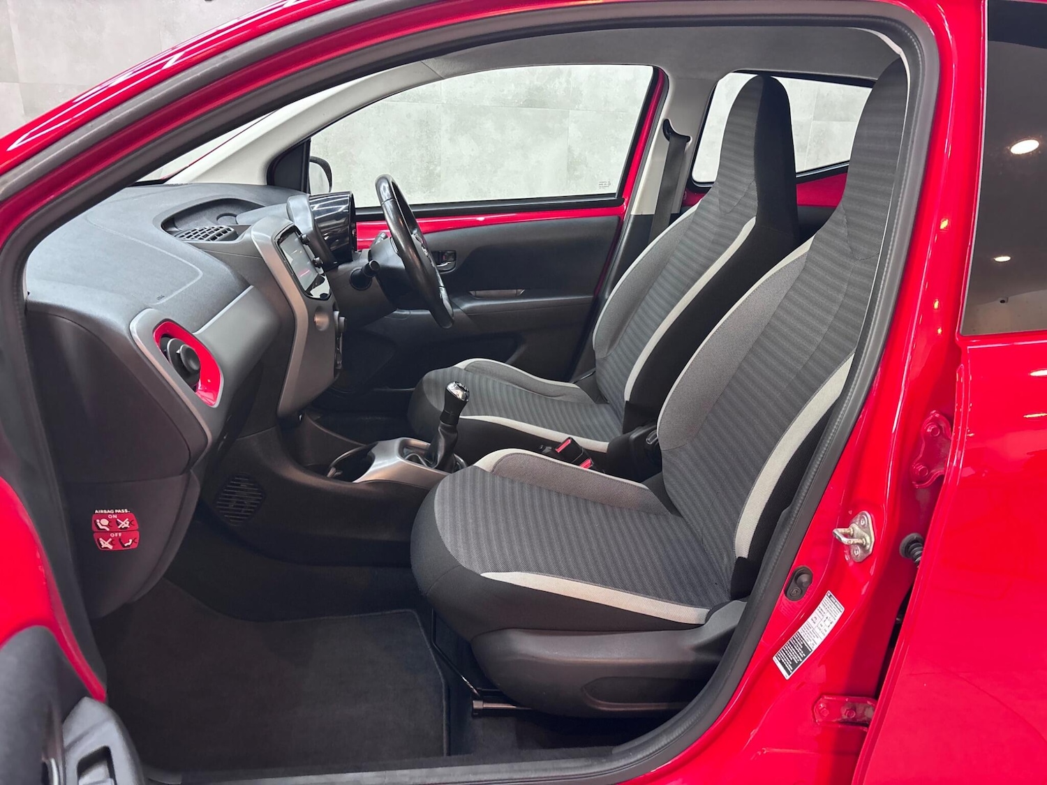 Used Toyota AYGO 2019 for sale - 76608548: Photo 56