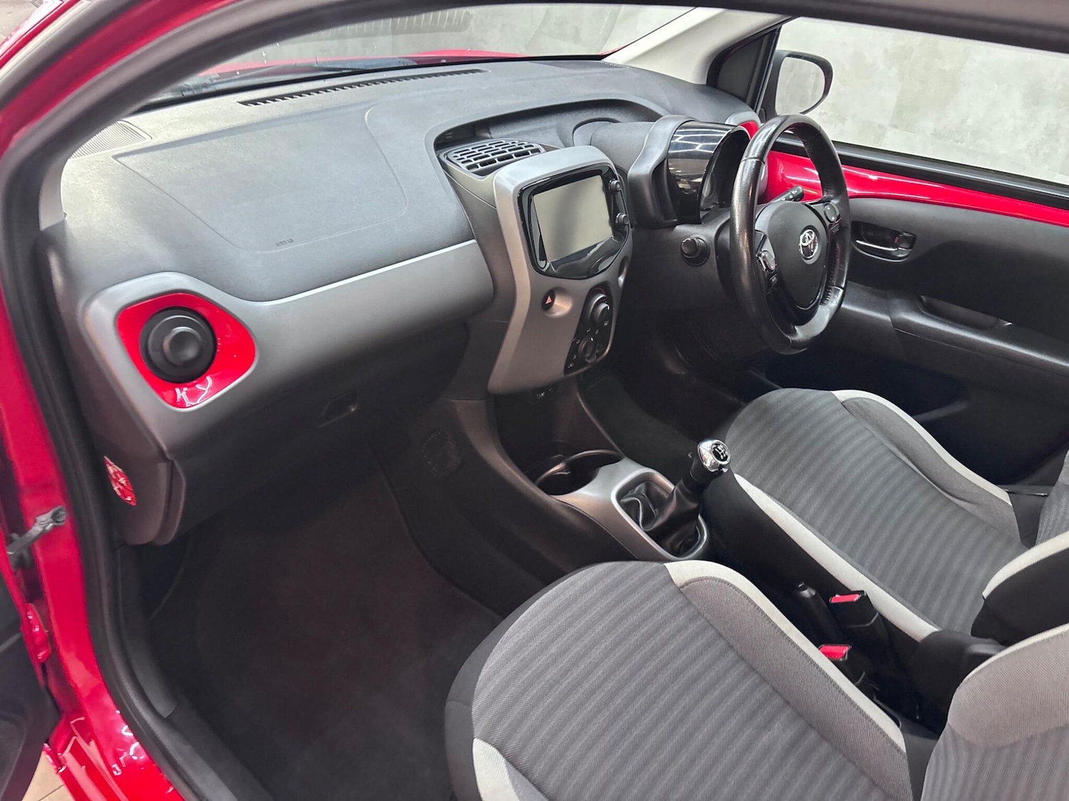 Used Toyota AYGO 2019 for sale - 76608548: Photo 59