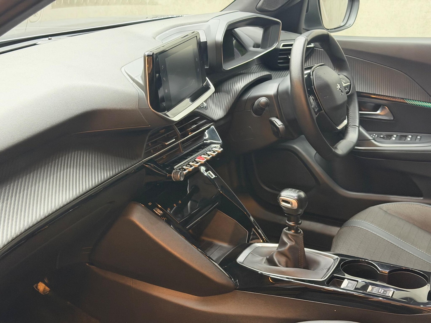 Used Peugeot 2008 2023 for sale - 77073881: Photo 15