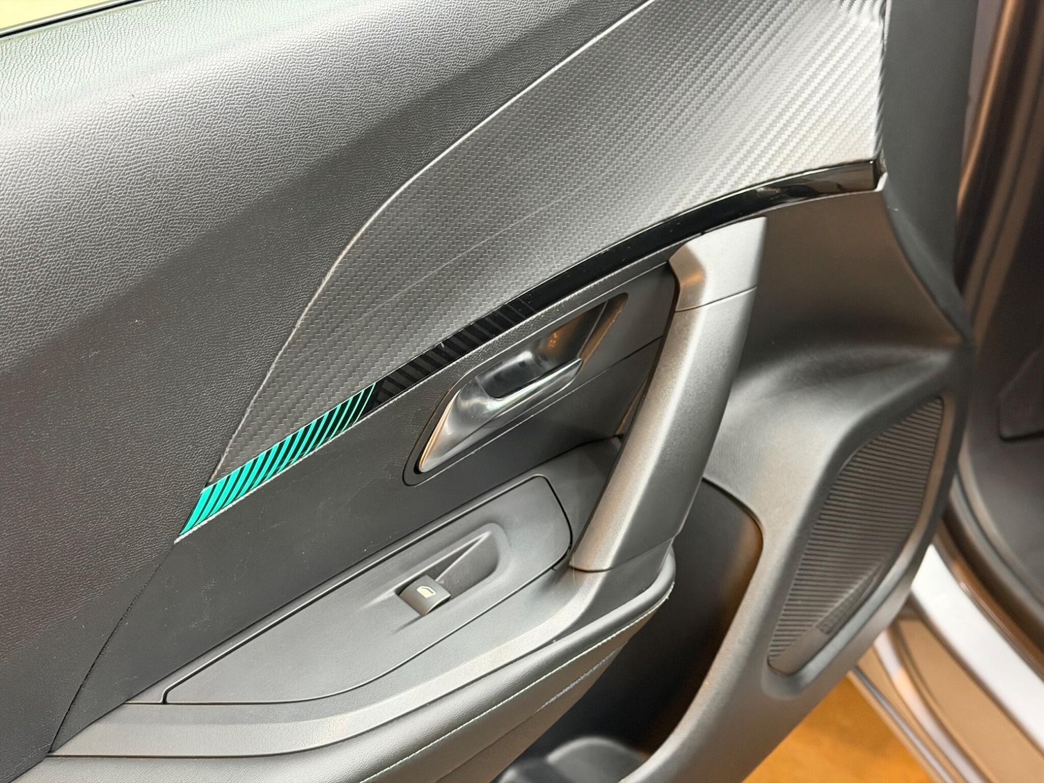 Used Peugeot 2008 2023 for sale - 77073881: Photo 27