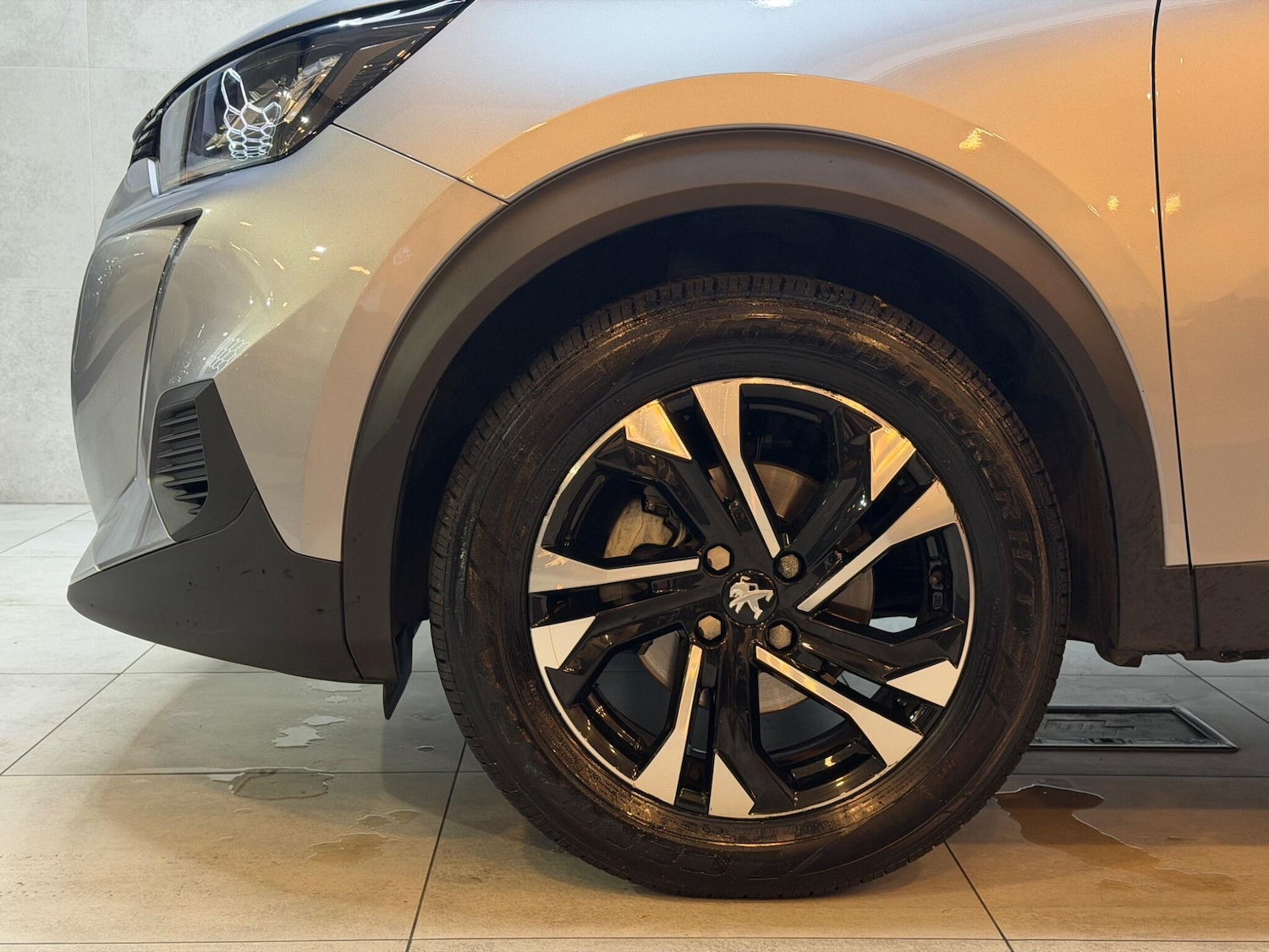 Used Peugeot 2008 2023 for sale - 77073881: Photo 31