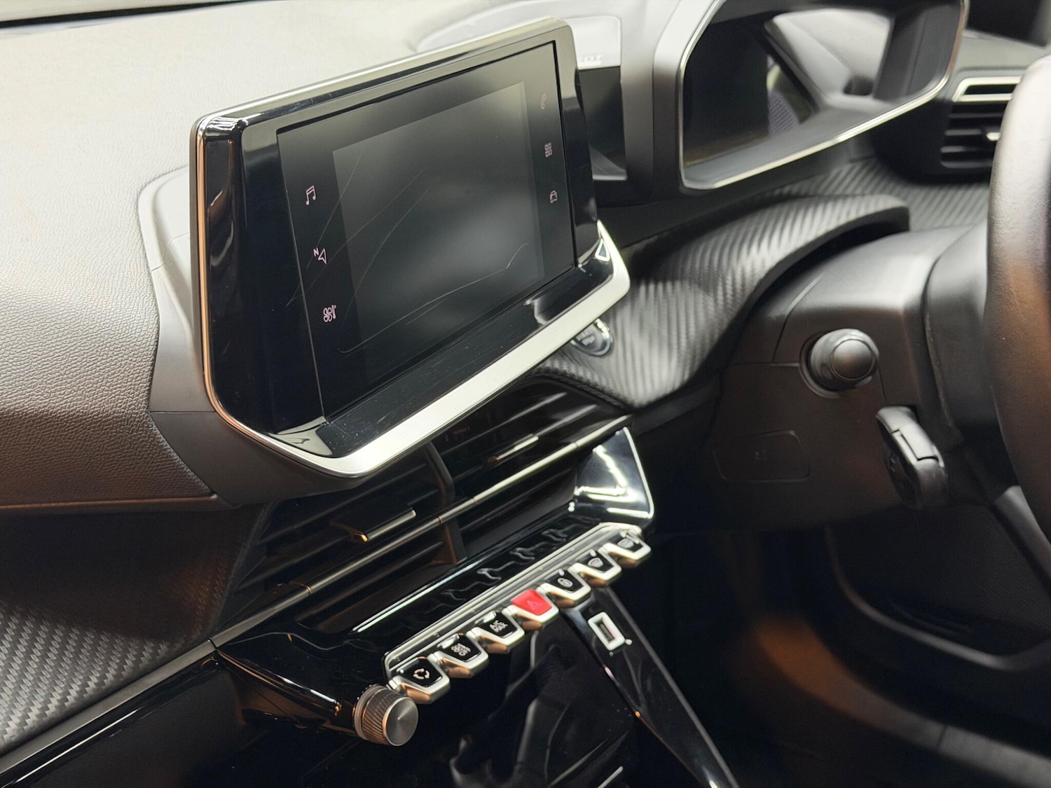 Used Peugeot 2008 2023 for sale - 77073881: Photo 39