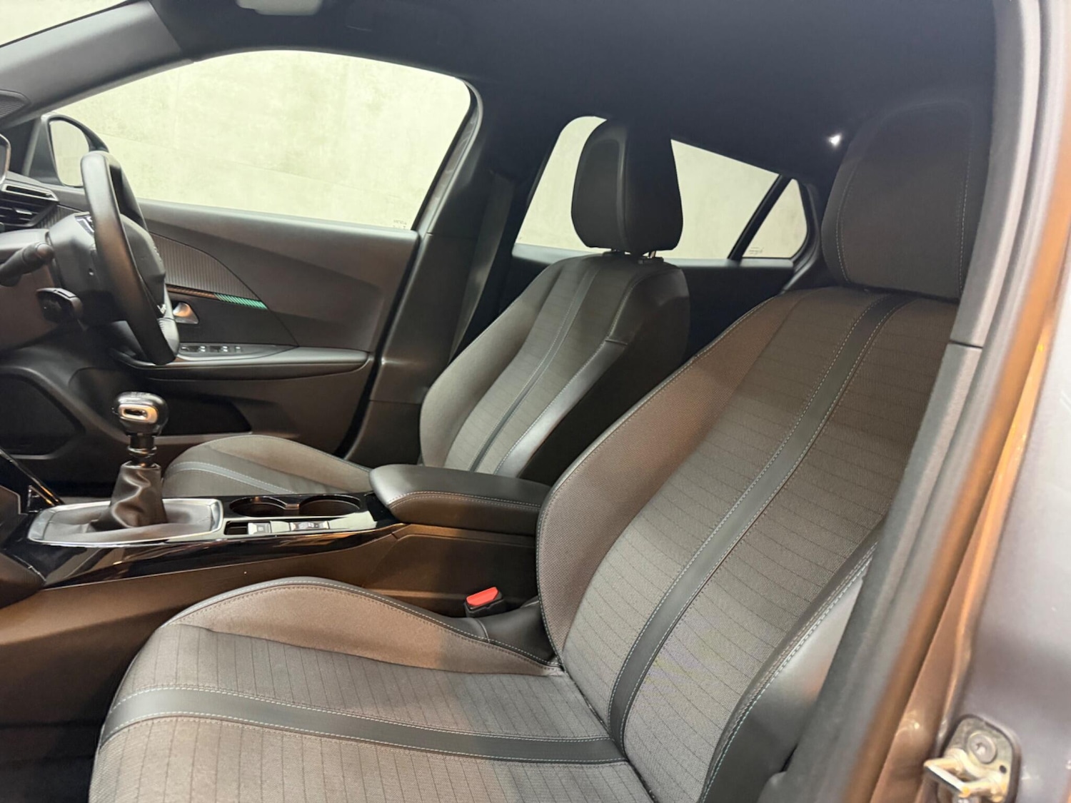 Used Peugeot 2008 2023 for sale - 77073881: Photo 44