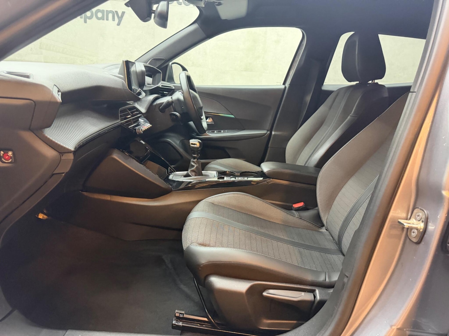 Used Peugeot 2008 2023 for sale - 77073881: Photo 45