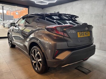 Used Toyota C-HR 2018 for sale - 78429261: Photo