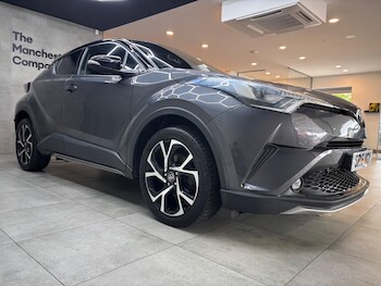 Used Toyota C-HR 2018 for sale - 78429261: Photo