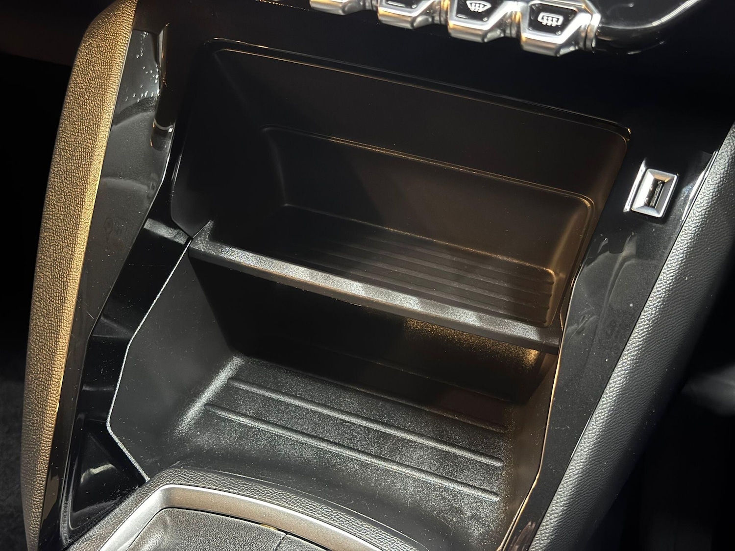 Vehicle 83