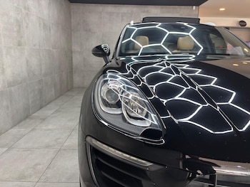 Used Porsche Macan 2017 for sale - 78783900: Photo