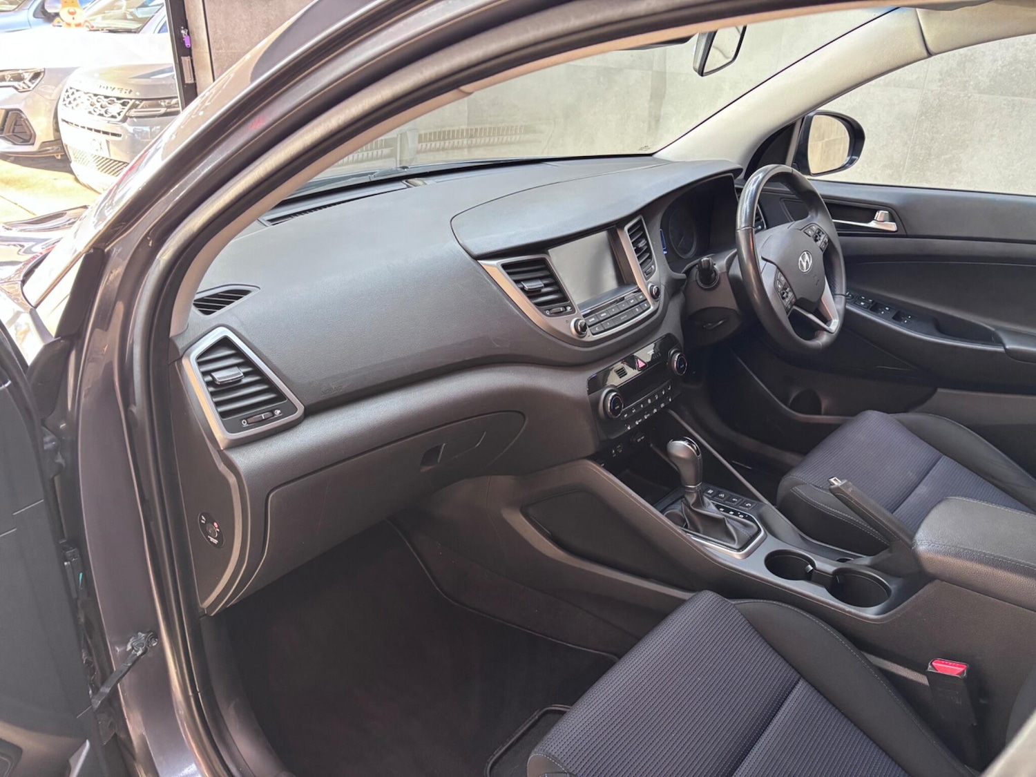 Used Hyundai TUCSON 2017 for sale - 76759389: Photo 14