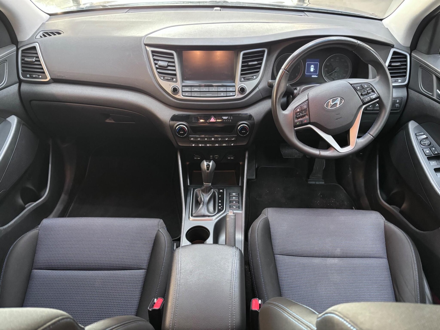 Used Hyundai TUCSON 2017 for sale - 76759389: Photo 16