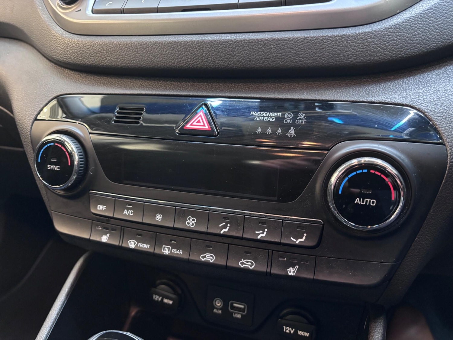 Used Hyundai TUCSON 2017 for sale - 76759389: Photo 36